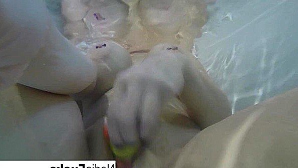 Чернокожий парень жёстко трахает худую девушку, пока она не выдыхается