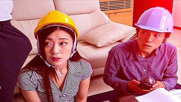 Кокетливая Снежная Дева занимается сексом со своим Санта-Клаусом