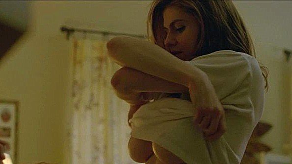 Мокрые друзья занимаются сексом вместе