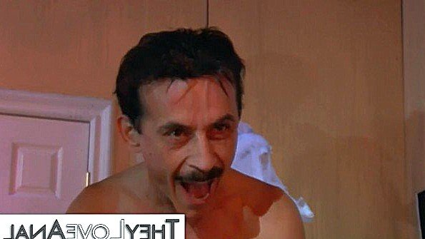 Две девушки вступили в половую связь с парнем