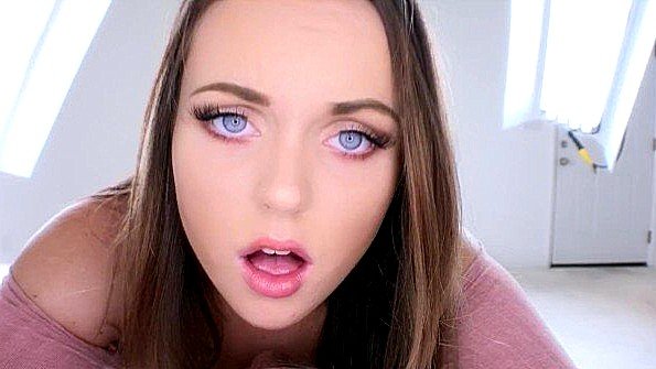 Чернокожий мужчина доводит женщину до стонов от интенсивного проникновения