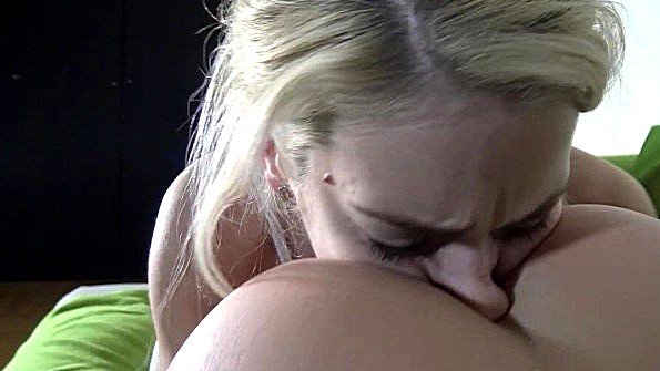 Я увидел огромный член у чернокожего парня и захотел трахнуть его