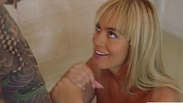 Девочки кончают от игр пальцами