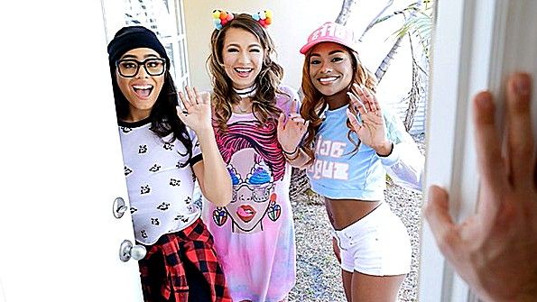 Латексные игры в тюремной камере