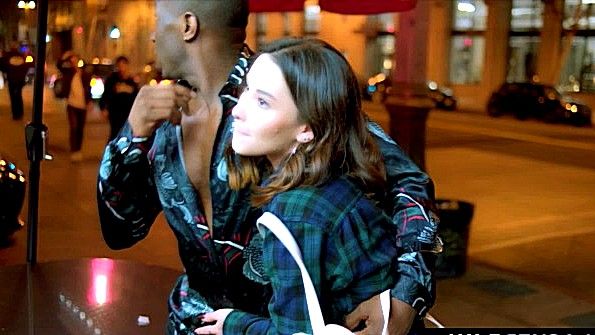 Немецкая девушка занимается сексом с пикап-артистом