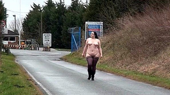 Она пришла за грязным сексом