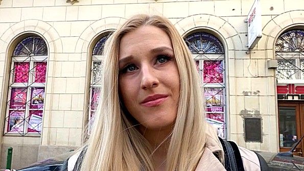 Женщина кончает одновременно от двух вибраторов