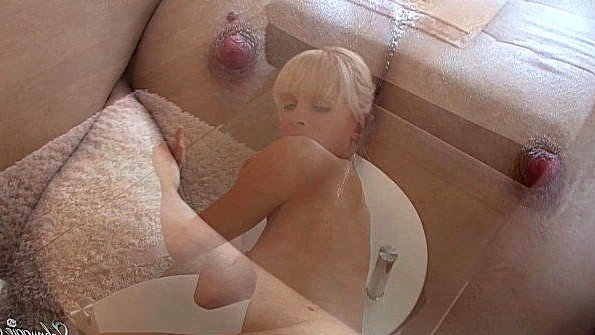 Мачеха: Сильный пенис, но не такой, как у мужа