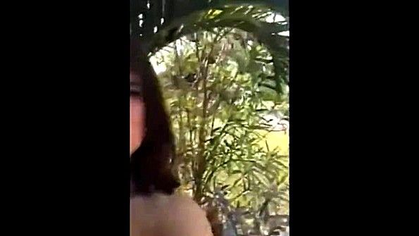 Сестра и её подруга делят между собой член своего брата