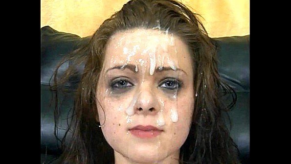 Домогательства в отношении пышногрудой женщины привели к сексу